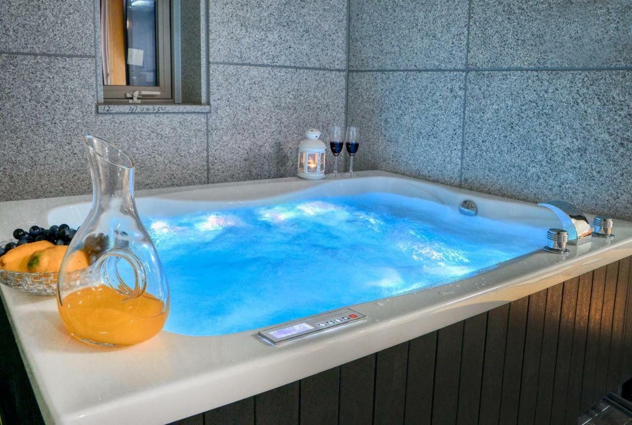 Lasso Pool Villa Sokcho Zewnętrze zdjęcie